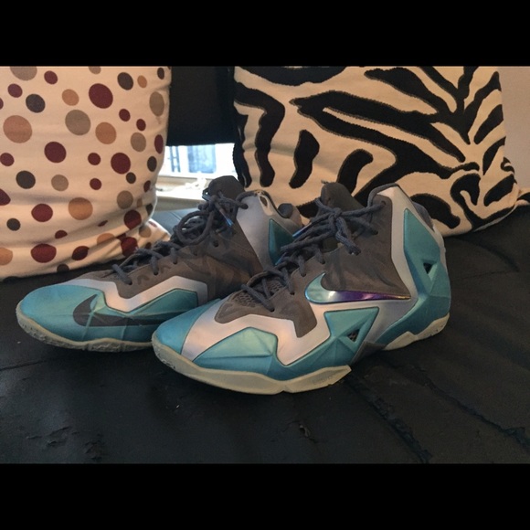 Lebron 11 "gamma blue"