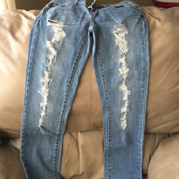 Young&Faded Jeans - Picture 3 of 4