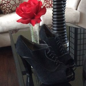 Ann Taylor shoes - Size 7M