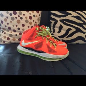 Lebron 10