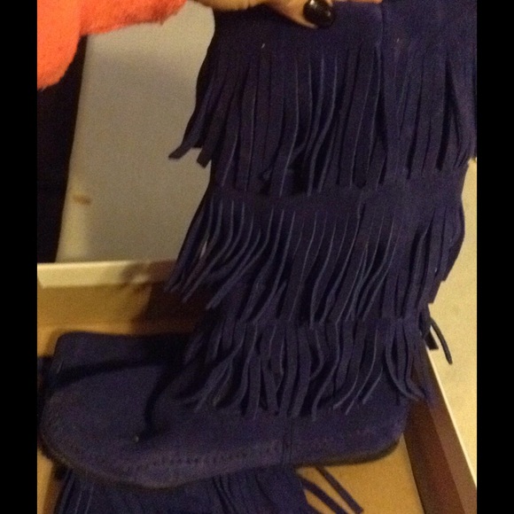 Purple three-layer Minnetonkas
