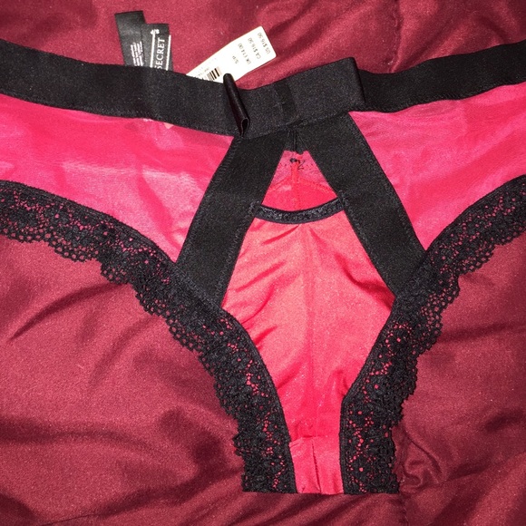 PICTURE IS THE BACK