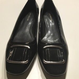 Ann Taylor black patent flats