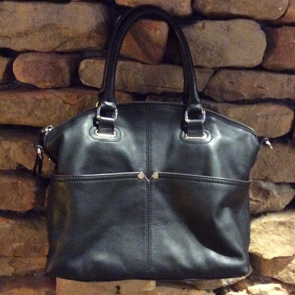 Tignanello Handbags - 🎉Host Pick🎉NWT Polished Pockets Satchel