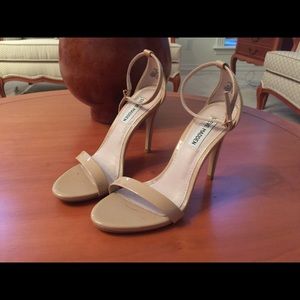 Steve Madden Stecy sandals