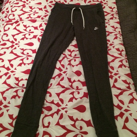 Nike joggers