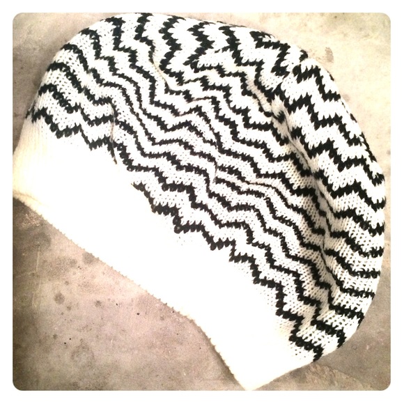 Slouchy beanie - Picture 1 of 2