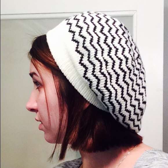 Slouchy beanie - Picture 2 of 2