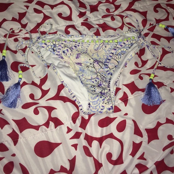 VS bathin suit bottoms