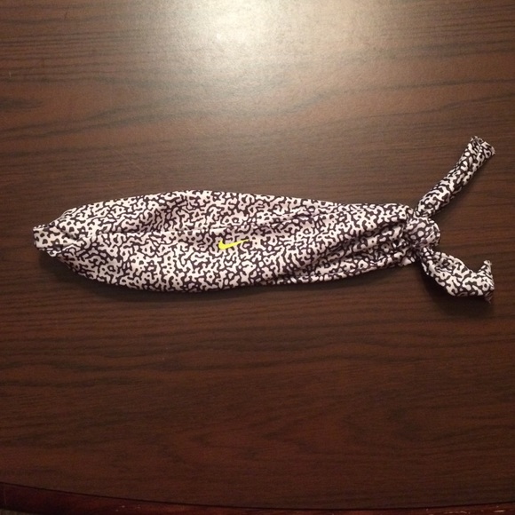 Nike Athletic Headband