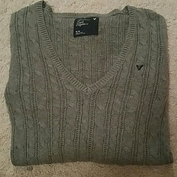 American Eagle Sweater