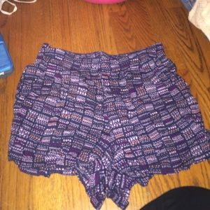 flowy shorts (semi tribal print)