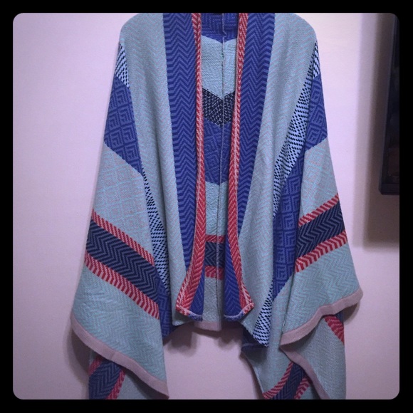 Cute knitted poncho
