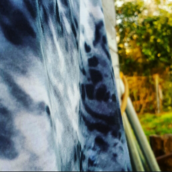 Stranded Tie Dye Tank - Picture 4 of 4
