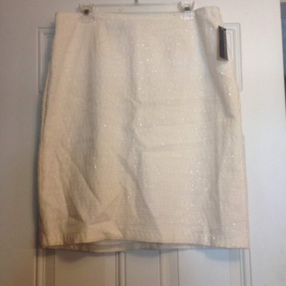 NWT Covington  Pencil skirt