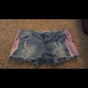 Shorts 13