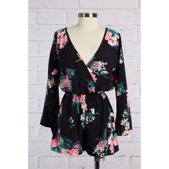 Floral Navy Blue Romper - Picture 1 of 4