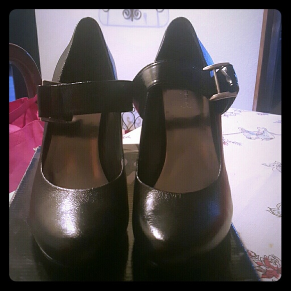 Black Andrea heels