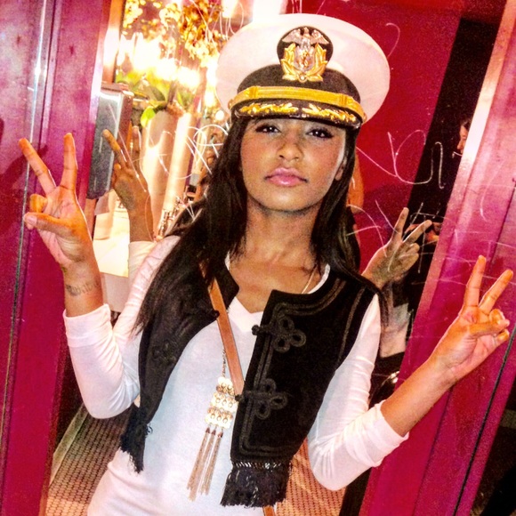 Meet your seller!!! - Picture 3 of 6