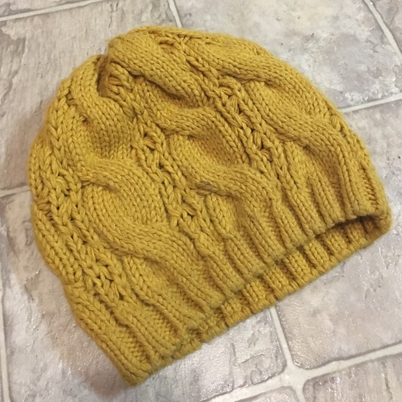 Accessories - ❄️Mustard Yellow / Golden Slouchie Style Beanie