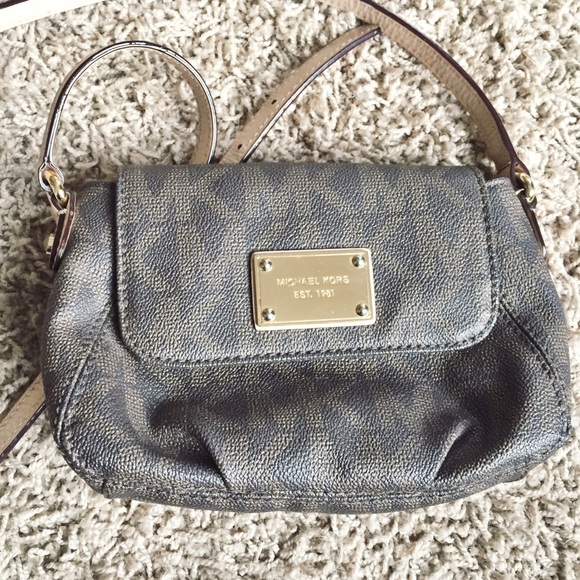 Michael Kors Handbags - ❤️SOLD❤️Michael Kors Flap Cross Body