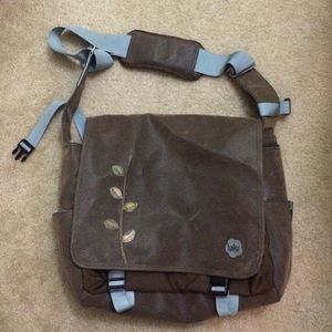 Haiku Messenger Bag