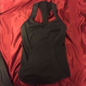 New size 4 Lulu Lemon top