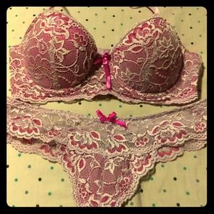 *REDUCED* BRAND NEW DESIGNER BRA AND PANTY SET!