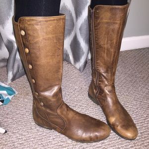 BORN tall brown boots!!
