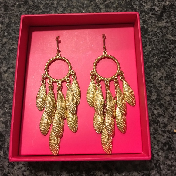 NWT Lilly Pulitzer Seashell Dangle Earrings
