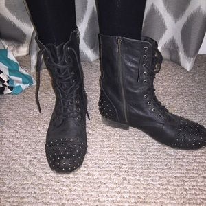 MADDEN GIRL combat boots!!