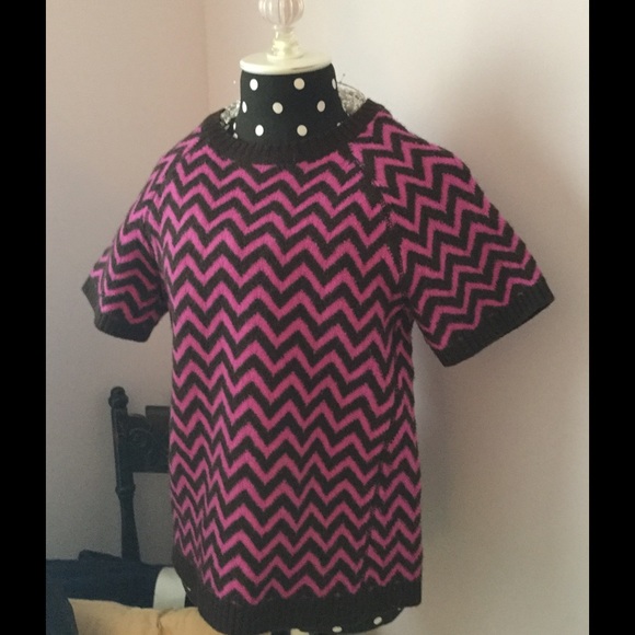 J Crew short sleeve sweater. - Picture 1 of 1