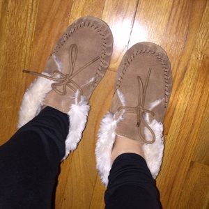 Moccasin shoes
