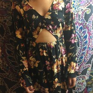 Kendall and Kylie dress