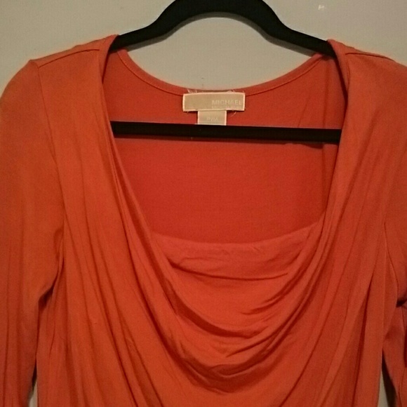 Top - Picture 2 of 4