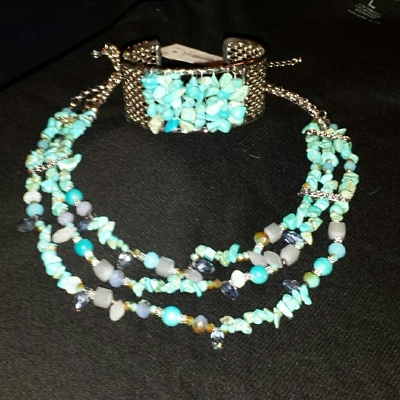 TURQUOISE & STERLING SILVER NECKLACE W/BRACELET