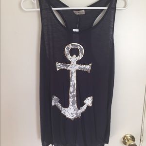 Adorable Navy blue tank😊