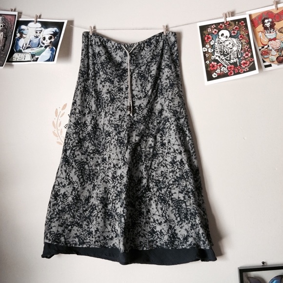 Patterned maxi skirt