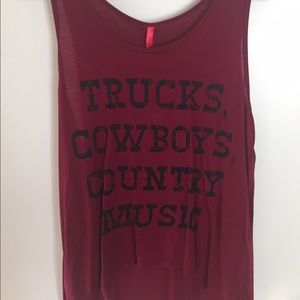 Adorable High/Low Tank😍