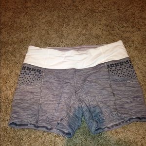 Size 4 lulu lemon shorts