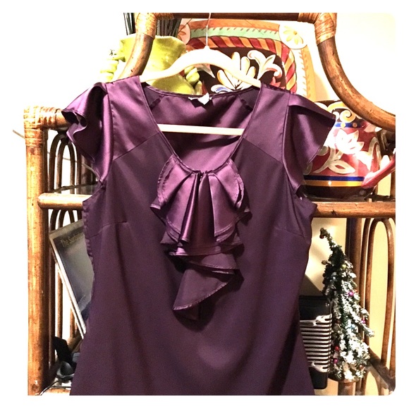 Short sleeve purple blouse