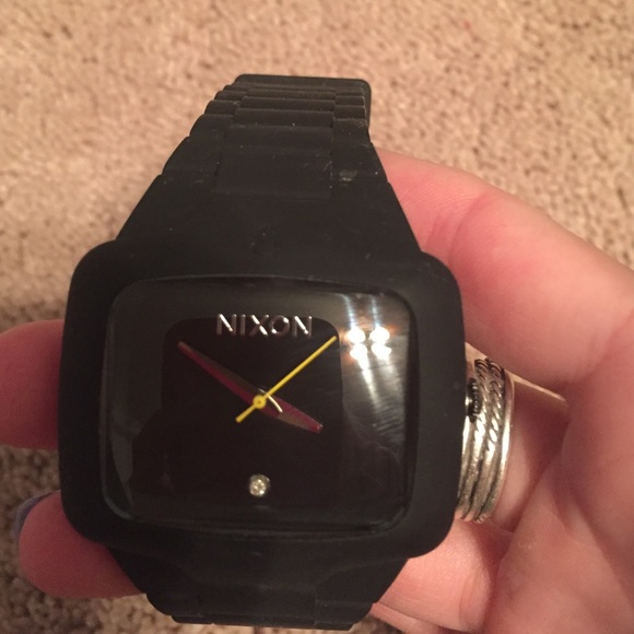 Nixon watch