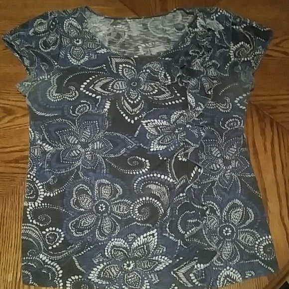Cute, ruffled blouse