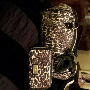 BETSEY JOHNSON LEOPARD HANDBAG