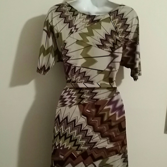 SLINKY, SEXY DRESS! - Picture 3 of 4