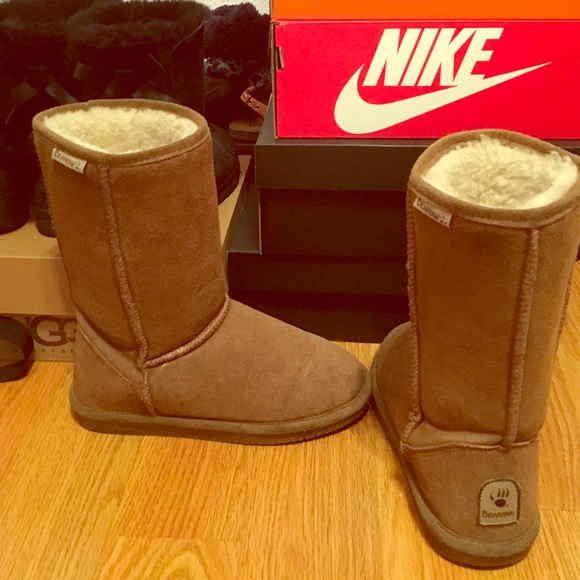 Bearpaw 🐻 boots chestnut tall boot