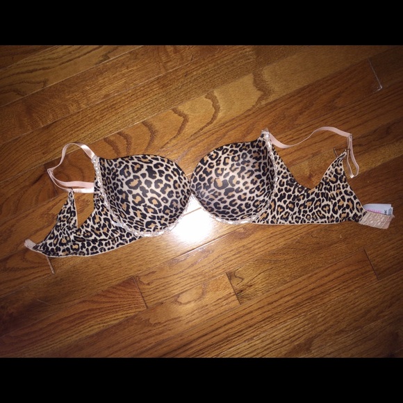 Leopard print push-up bra