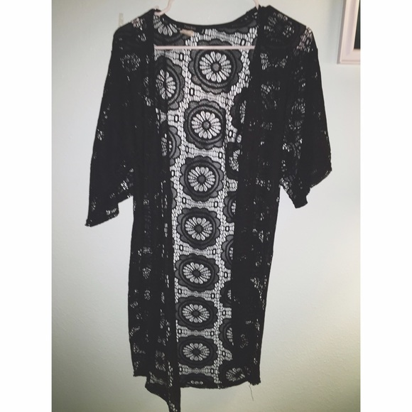 Long crochet kimono