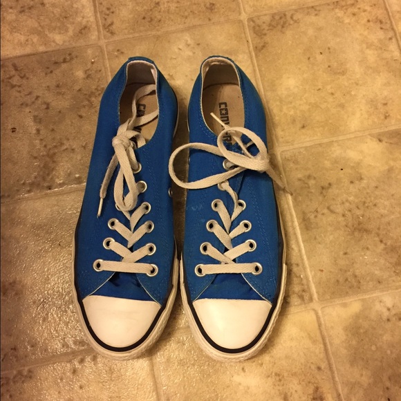 Blue converse