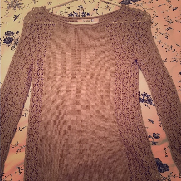 Forever 21 Soft Long Sleeve - Picture 1 of 3